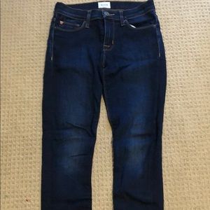 Very stretchy skinny jeans!